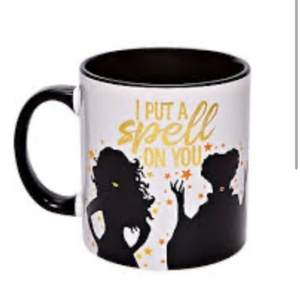 DISNEY HOCUS POCUS “I Put A Spell On You” oversized, coffee mug 22oz